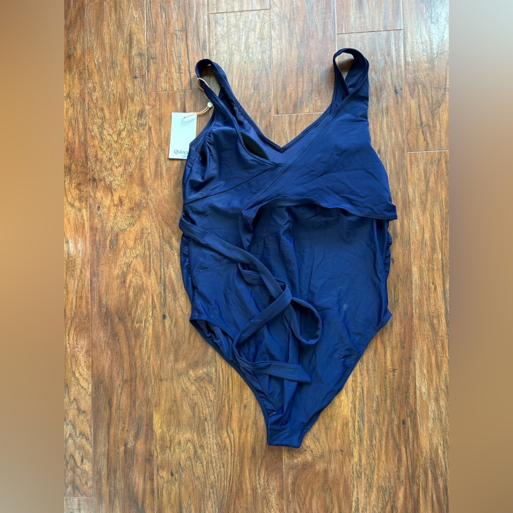 Quince Italian Wrap One-Piece Swimsuit in Navy Blue women’s size XL NWT - Picture 4 of 7